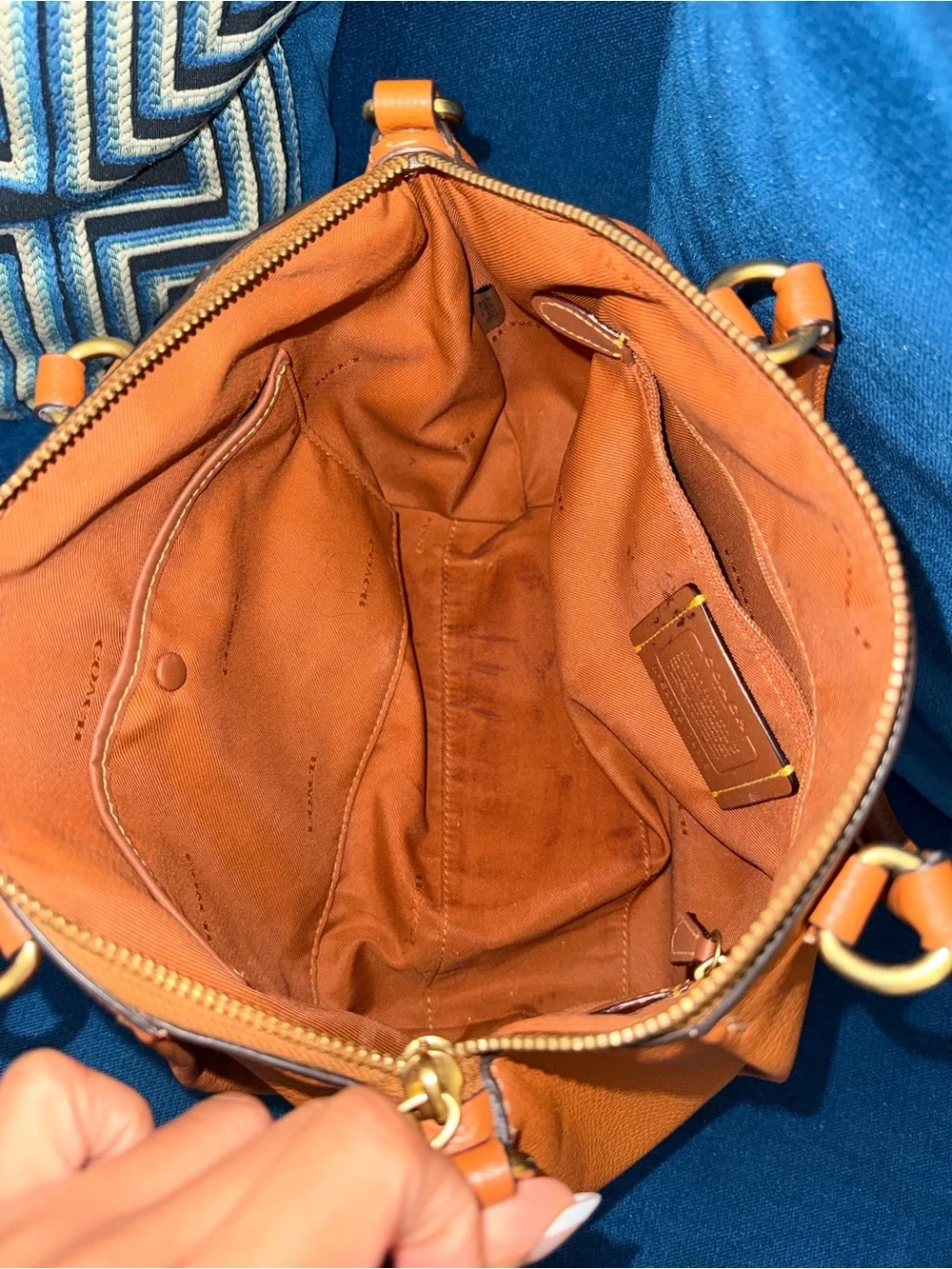 Leather Tote Handbag in Tan